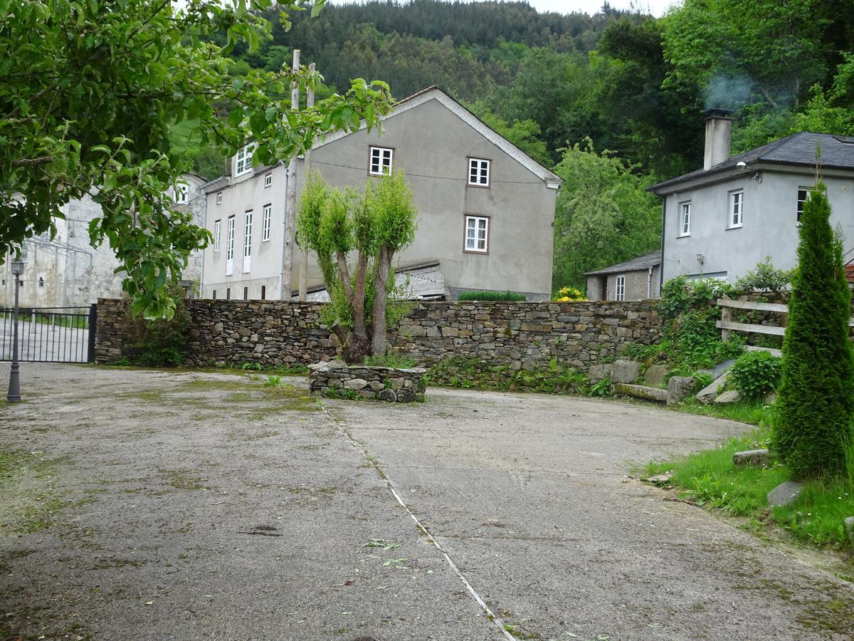 Apartamentos El Llago Boal Exterior foto